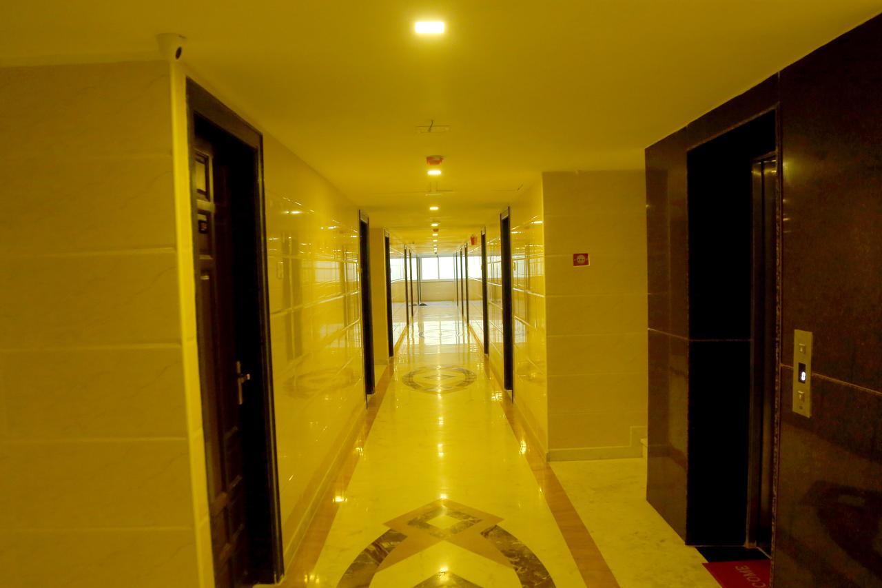 Hotel Sri Maharaja Residency à Tiruchirappalli Extérieur photo